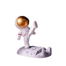 3D Astronaut Phone Stand